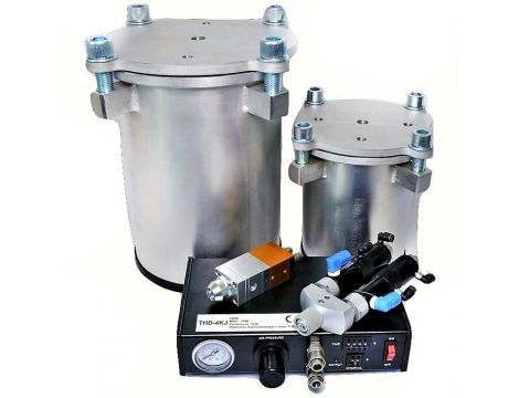Dispenser for two-component adhesives 4K - 5