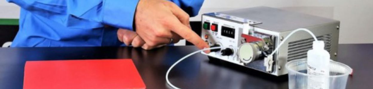 Dosing of cyanoacrylate adhesives