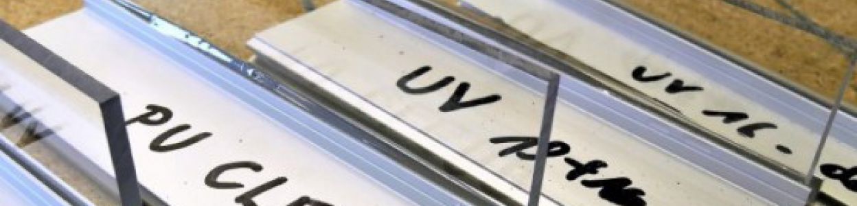 Gluing plexiglass with aluminum